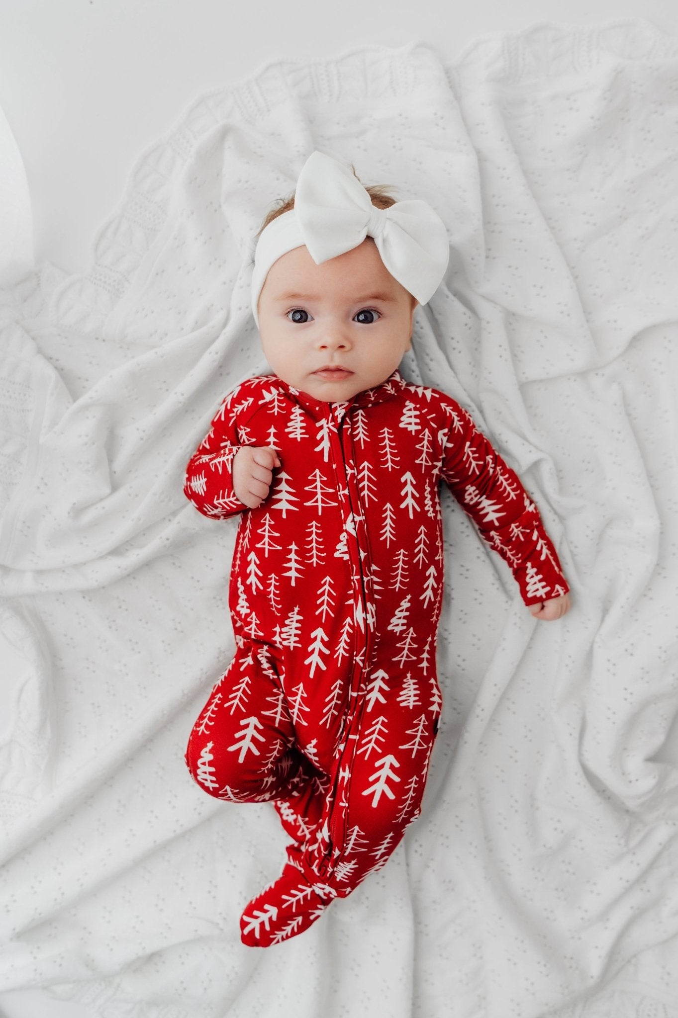 Footed Sleeper in Holiday Trees - Bright Earth Apparel